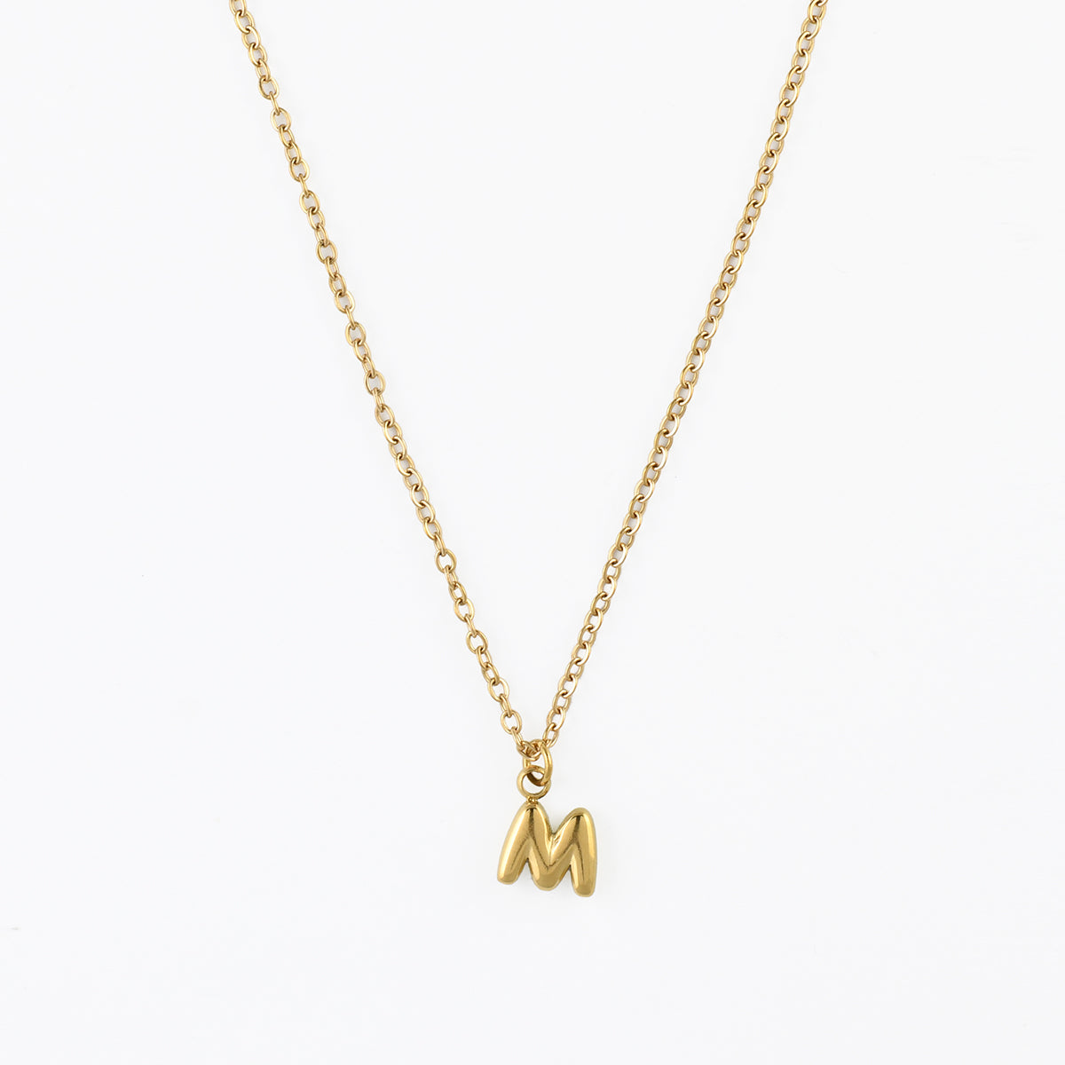 Collier à pendentif lettre M acier inoxydable